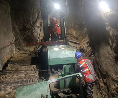 天井鉆機適用于多種地質條件 天井鉆機適用于多種地質條件